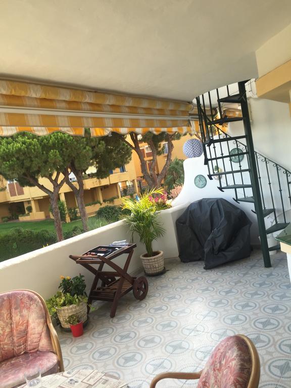 Ocean Point Apartment Sitio de Calahonda Exterior photo